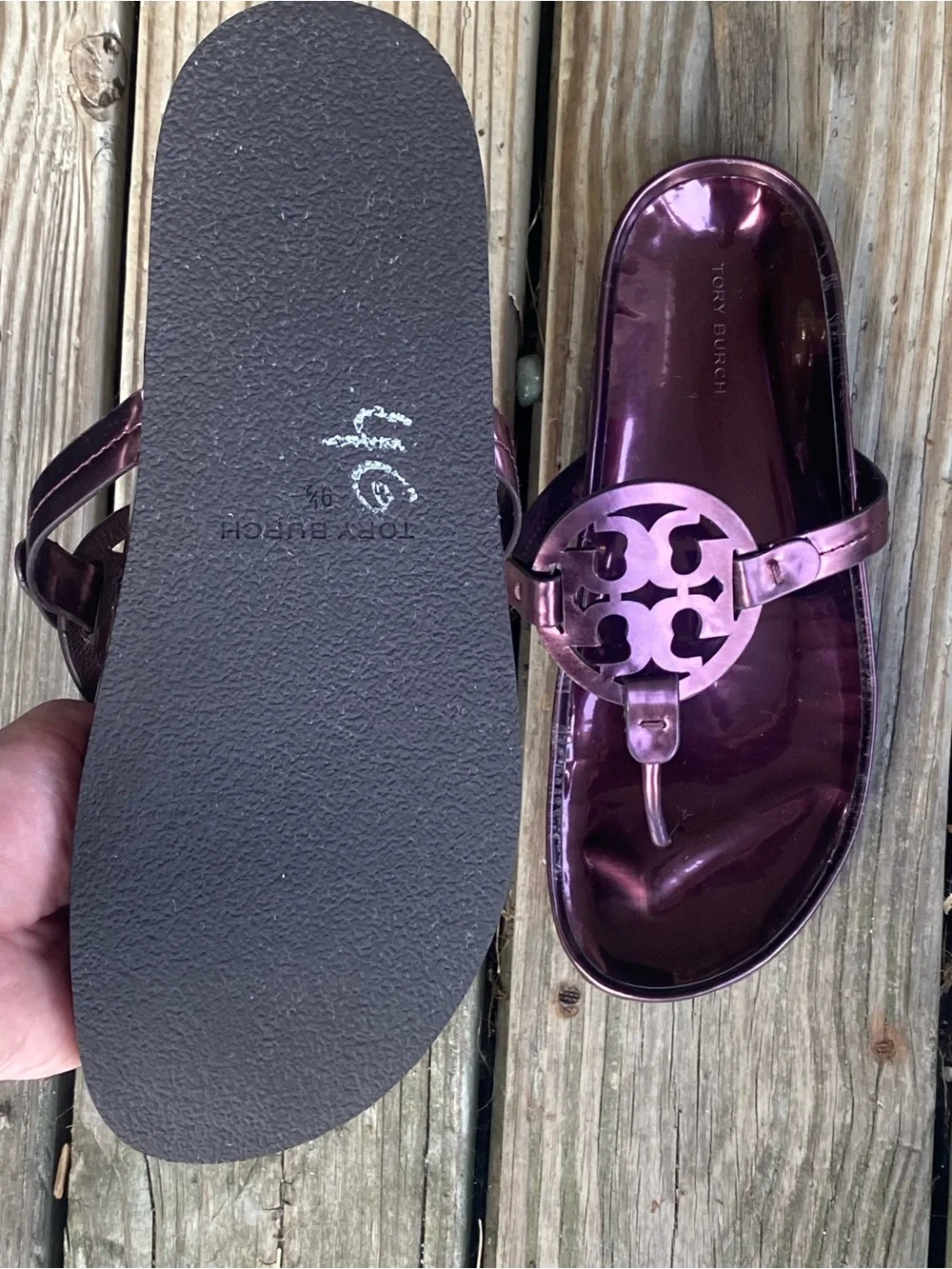 TORY BURCH- “Miller Cloud” Purple Metallic Mirror Logo Thong Sandals